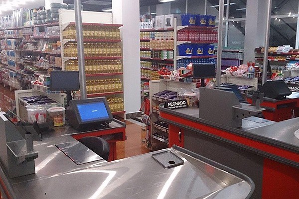 A first for Super Kamba and Arch in Luanda 1